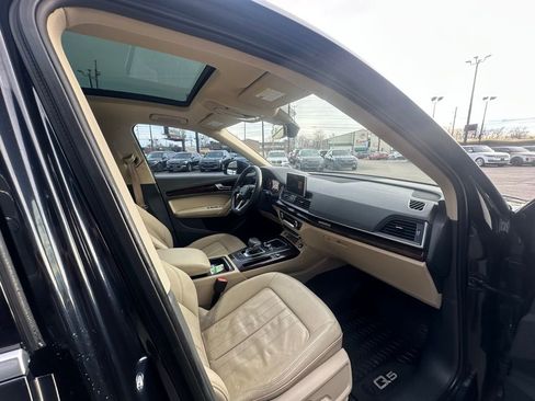 Used 2018 Audi Q5 2.0T Premium Plus w/ Premium Plus Package image 23