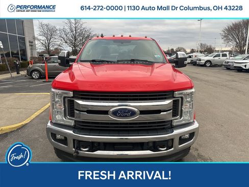 Used 2019 Ford F250 XLT w/ XLT Premium Package image 9