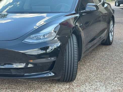 Used 2021 Tesla Model 3 Long Range AWD/4WD image 3
