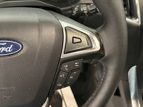 Used 2024 Ford Edge Titanium AWD/4WD image 18