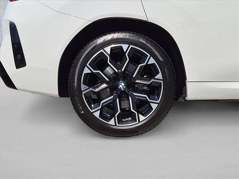 Used 2026 BMW X3 xDrive30i w/ M Sport Package AWD/4WD image 25