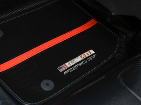 Used 2019 Ford GT RWD image 41