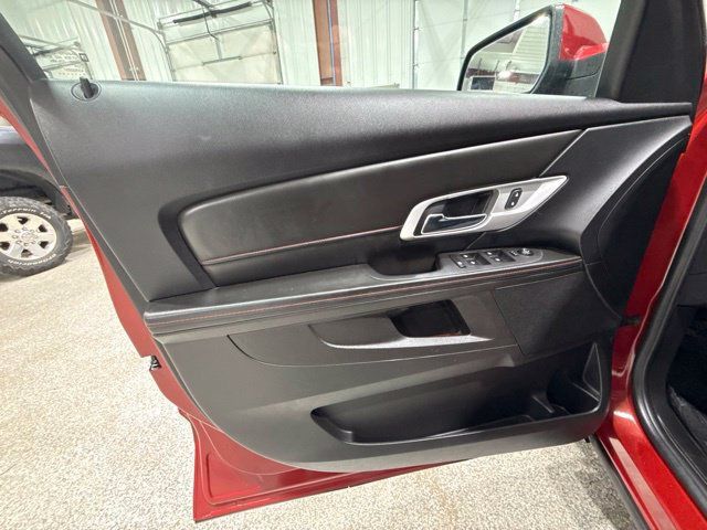 Used 2015 GMC Terrain SLE AWD/4WD image 10