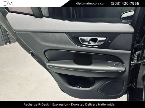 Used 2021 Volvo S60 T8 R-Design Expression AWD/4WD image 26