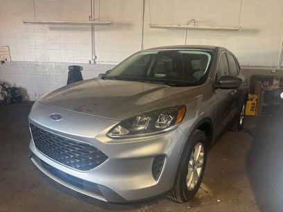 Used 2022 Ford Escape SE