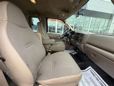 Used 2004 Ford F350 Lariat image 15