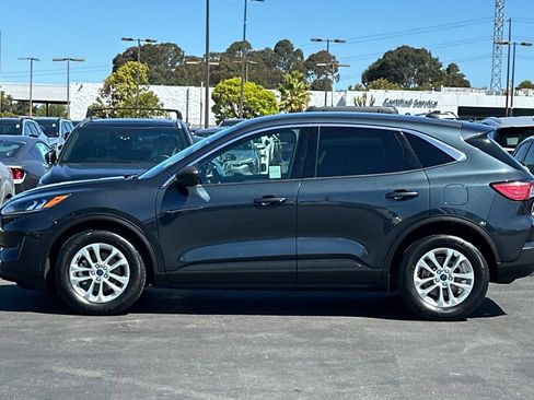 Certified 2022 Ford Escape SE w/ Convenience Package FWD image 10