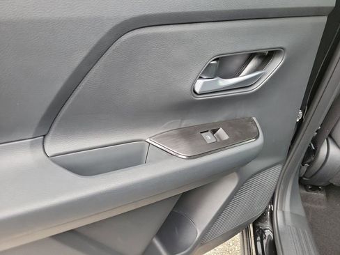 New 2026 Nissan Kicks SV image 11