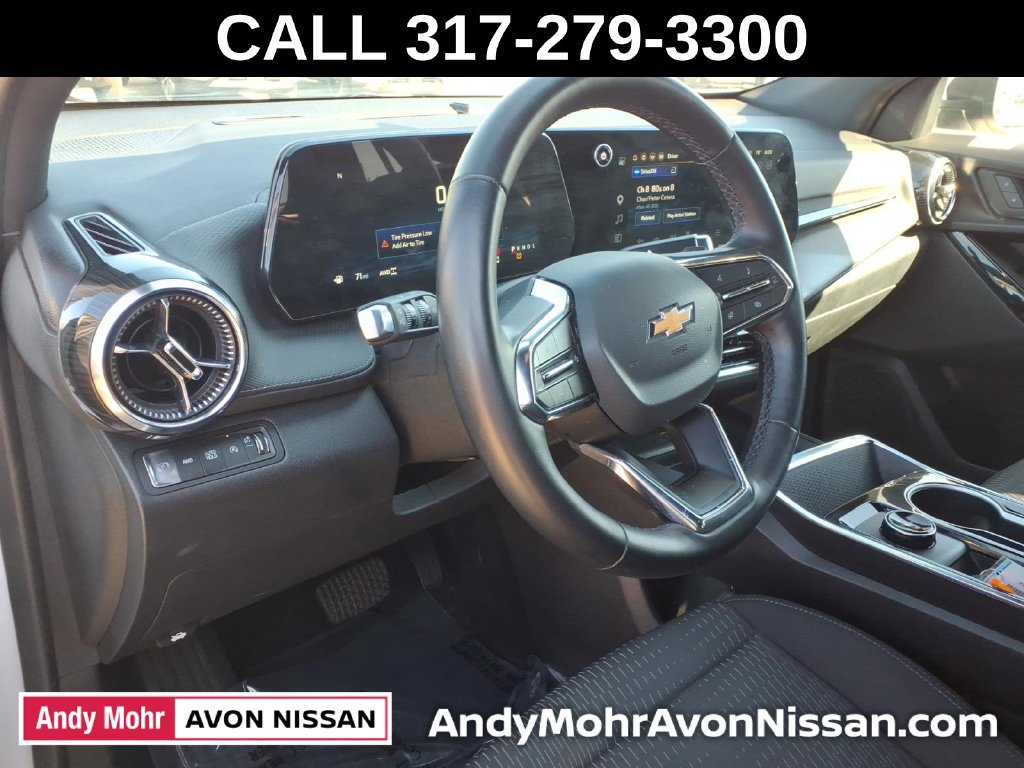Used 2026 Chevrolet Equinox LT AWD/4WD image 21