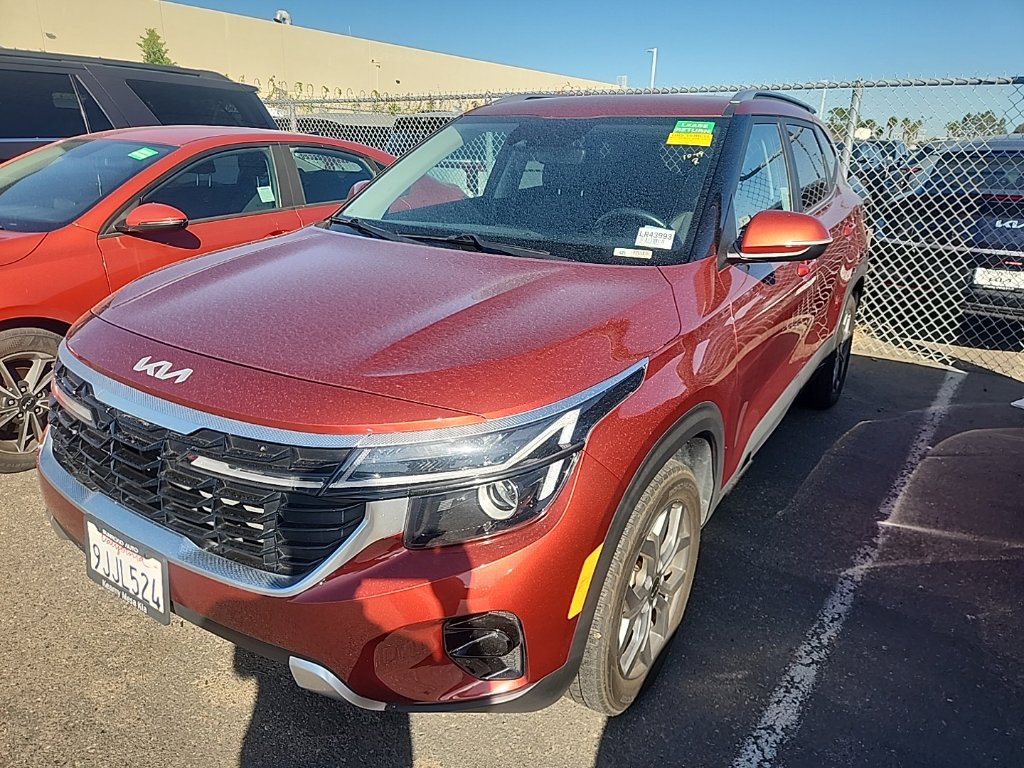Certified 2024 Kia Seltos S AWD/4WD image 3