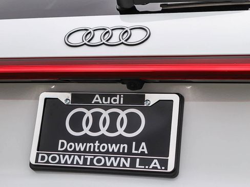 New 2025 Audi Q5 Prestige image 11