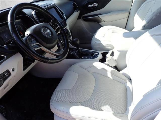Used 2021 Jeep Cherokee Latitude Lux w/ Comfort/Convenience Group FWD image 12