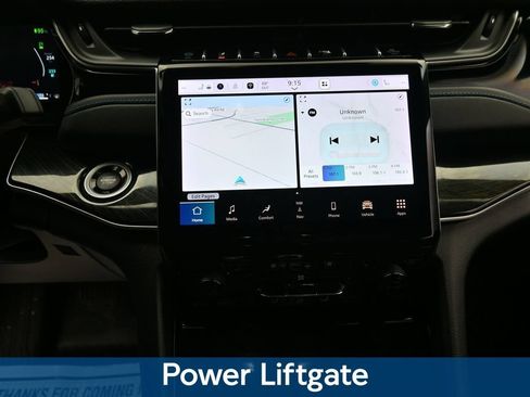 Used 2023 Jeep Grand Cherokee Trailhawk w/ Luxury Tech Group III AWD/4WD image 18