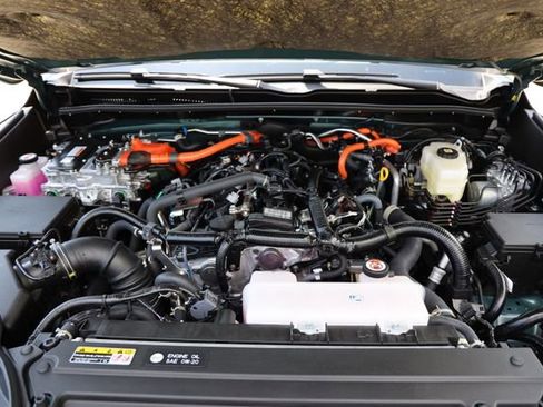 New 2026 Toyota 4Runner TRD Off-Road Premium AWD/4WD image 10