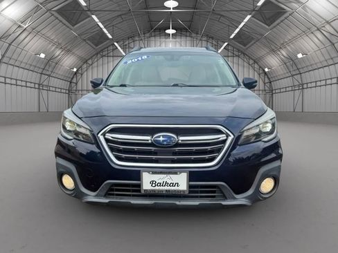 Used 2018 Subaru Outback 2.5i Limited image 11