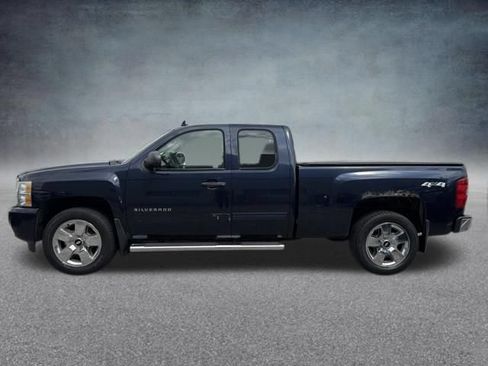 Used 2011 Chevrolet Silverado 1500 LT w/ All-Star Edition AWD/4WD image 11