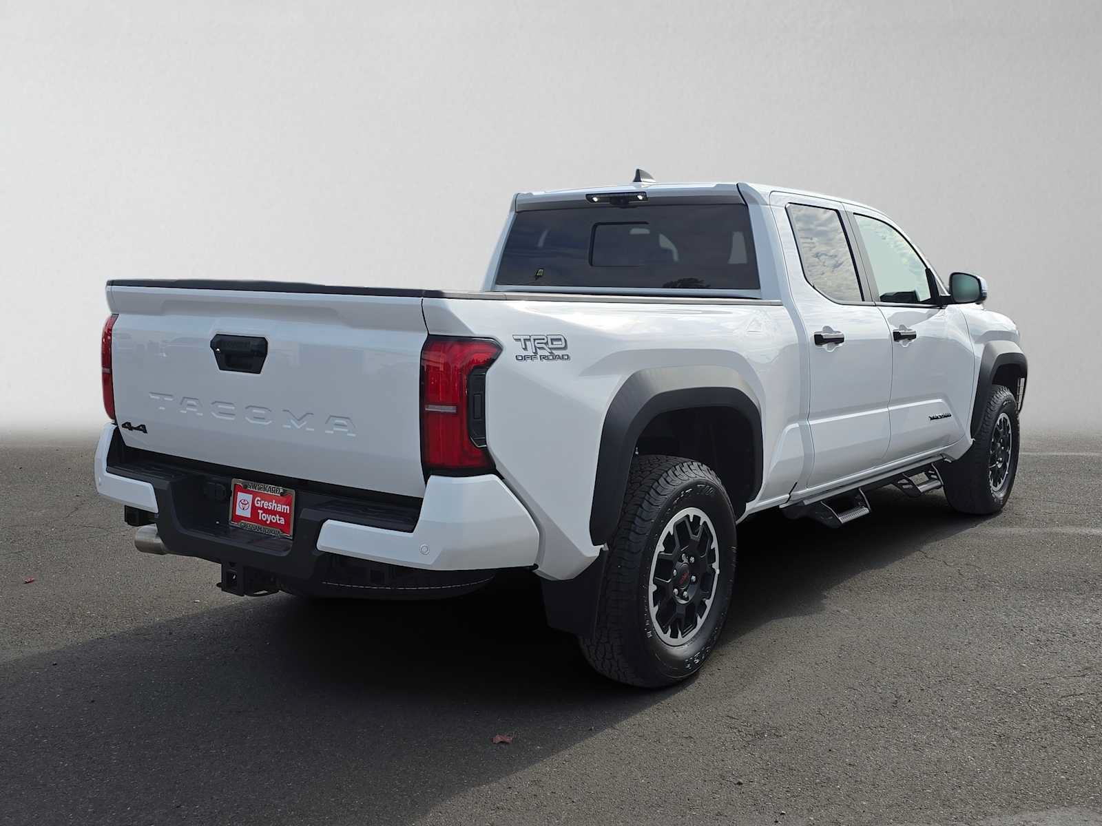 Used 2024 Toyota Tacoma TRD Off-Road w/ TRD Off Road Premium Package AWD/4WD image 3