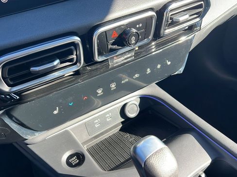 New 2026 Nissan Sentra SV w/ SV Convenience Package FWD image 20