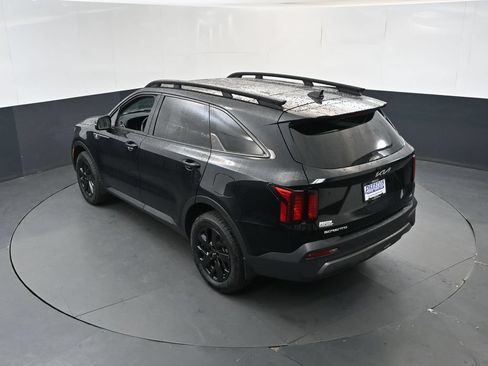 Certified 2023 Kia Sorento S w/ Panoramic Sunroof Package AWD/4WD image 31