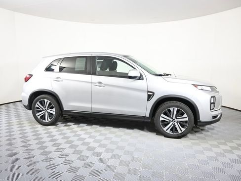 Used 2020 Mitsubishi Outlander Sport SE image 8