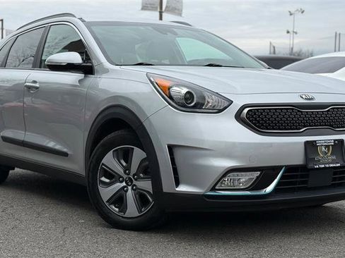 Used 2019 Kia Niro EX image 7