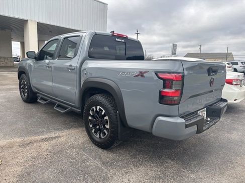 Used 2024 Nissan Frontier Pro-X image 6