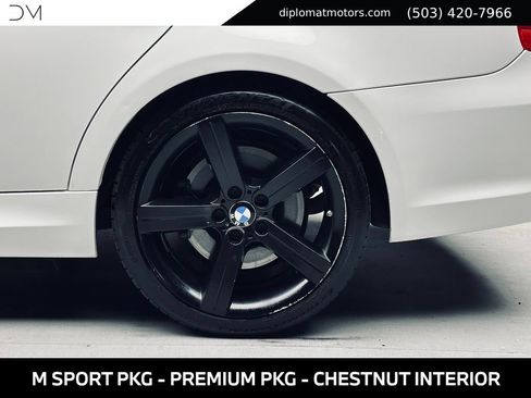 Used 2011 BMW 335i xDrive Sedan AWD/4WD image 44