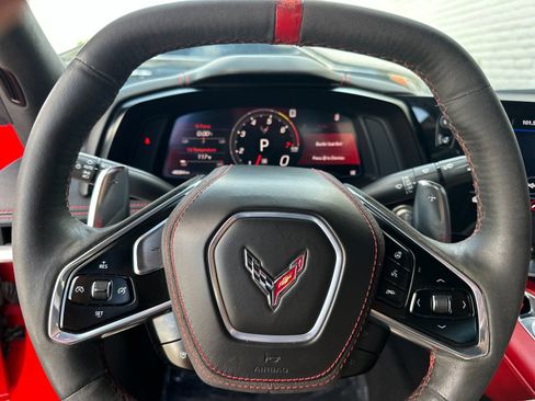 Used 2021 Chevrolet Corvette Stingray Premium Cpe w/ Z51 Performance Package image 24