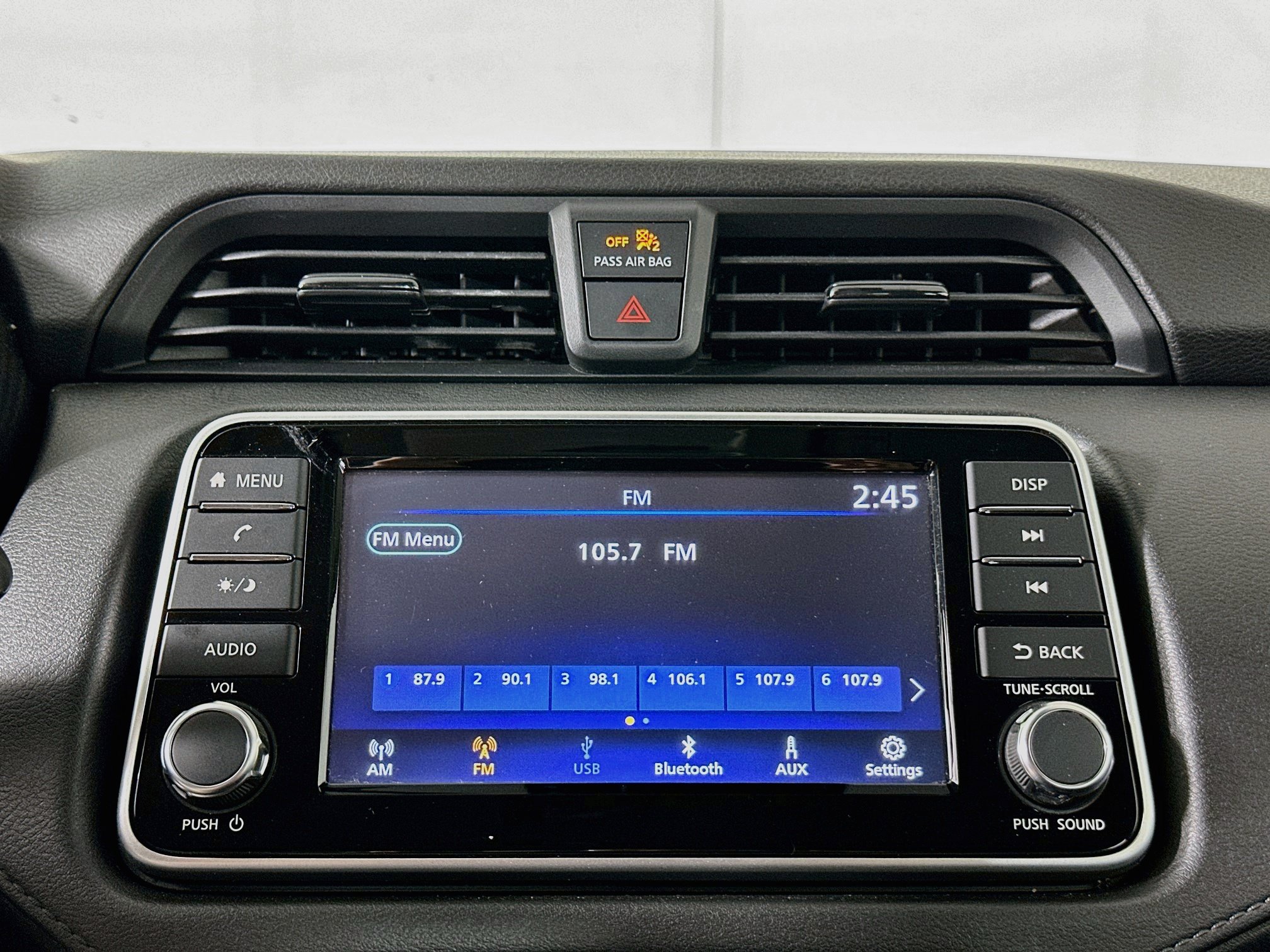 Used 2025 Nissan Versa S w/ Trunk Package FWD image 19