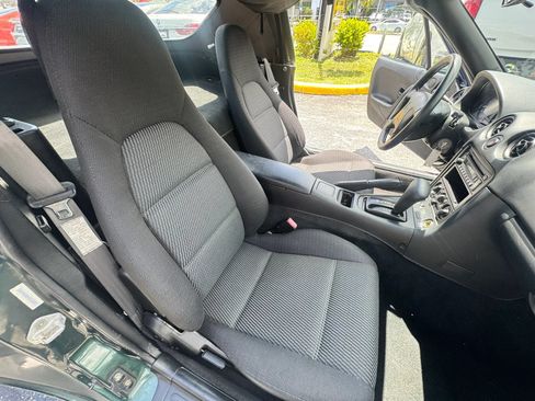 Used 1999 MAZDA MX-5 Miata RWD image 20