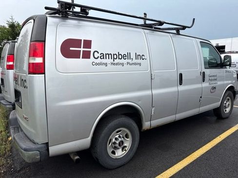 Used 2016 GMC Savana 2500 RWD image 4