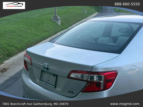 Used 2012 Toyota Camry LE image 16