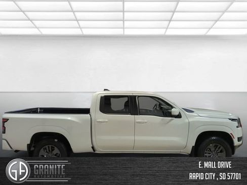 New 2026 Nissan Frontier SV w/ Tow Package AWD/4WD image 6