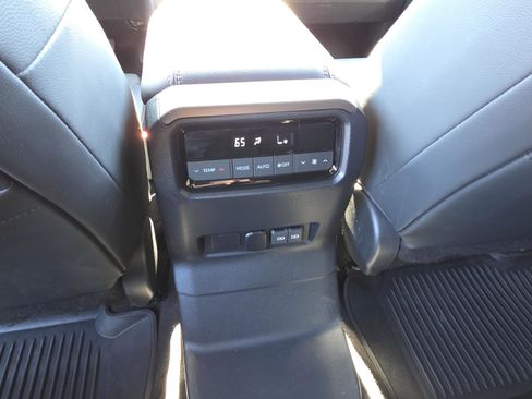 Certified 2024 Toyota Land Cruiser Base image 17