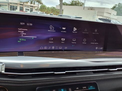 Certified 2025 Cadillac Escalade Premium Luxury image 23