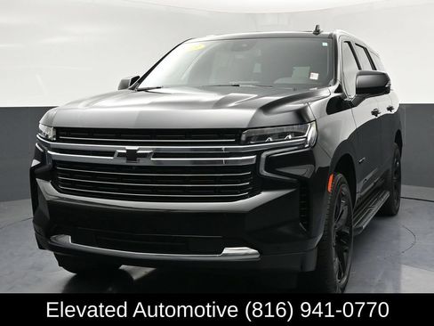 Used 2023 Chevrolet Tahoe LT w/ Luxury Package AWD/4WD image 3