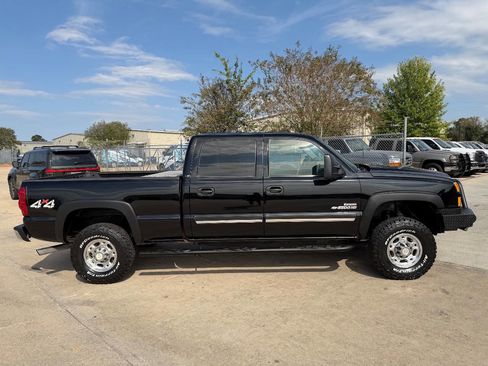 Used 2005 Chevrolet Silverado 2500 LS w/ Heavy-Duty Power Package image 42