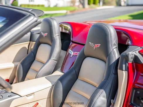 Used 2007 Chevrolet Corvette Convertible w/ Preferred Equipment Group RWD image 48