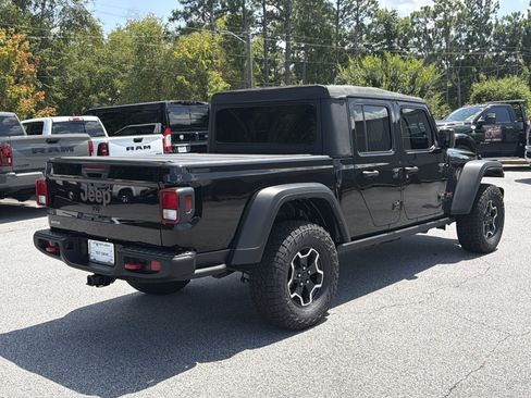Used 2022 Jeep Gladiator Rubicon w/ Cold Weather Group AWD/4WD image 8