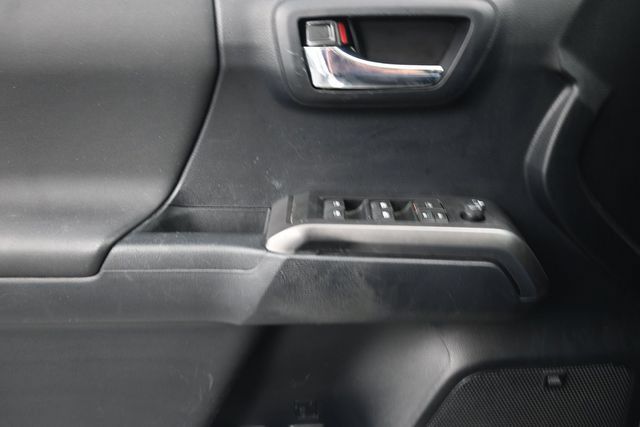 Used 2019 Toyota Tacoma TRD Pro w/ Desert Air Intake Package AWD/4WD image 25