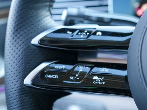 New 2026 Mercedes-Benz GLS 450 4MATIC image 58