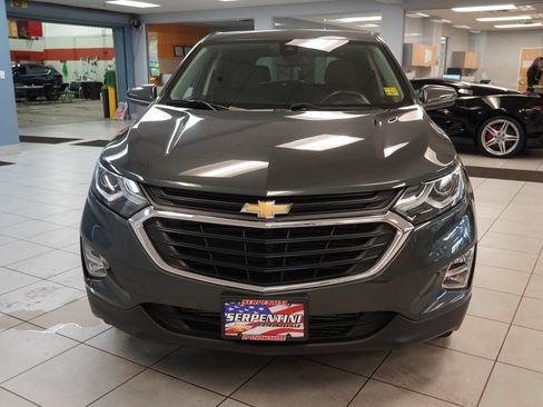 Used 2020 Chevrolet Equinox LT FWD image 16