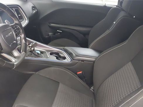 Used 2019 Dodge Challenger SRT Hellcat image 19