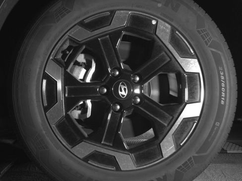 Used 2026 Hyundai Santa Fe SEL FWD image 15