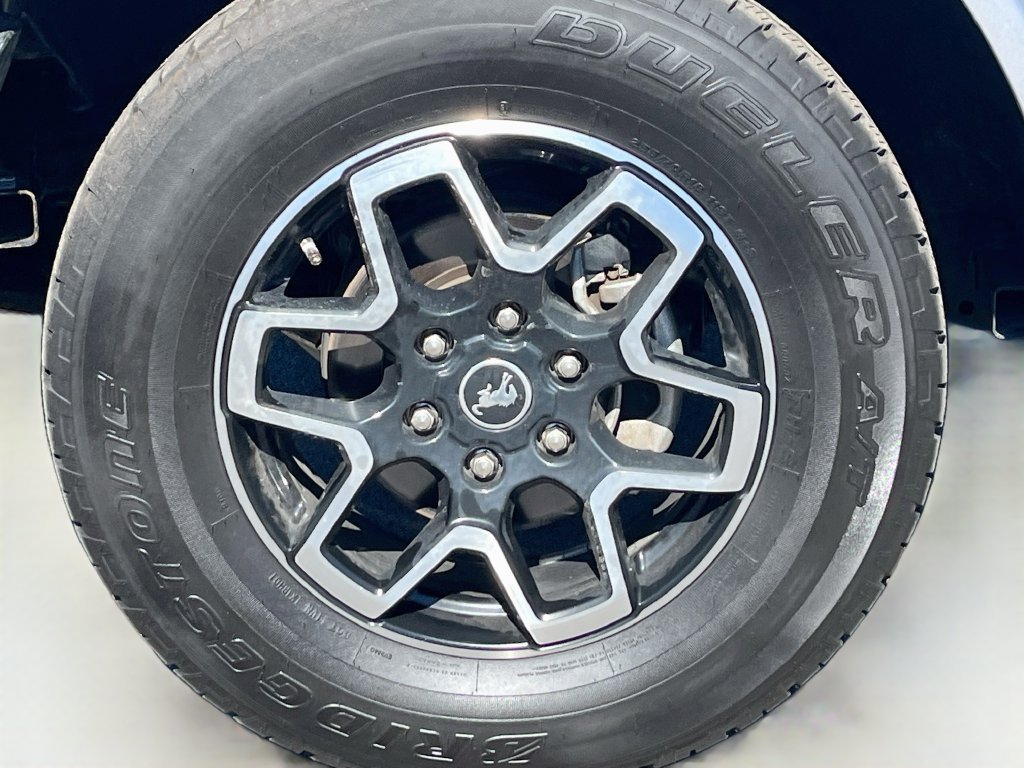 Used 2024 Ford Bronco Outer Banks AWD/4WD image 31