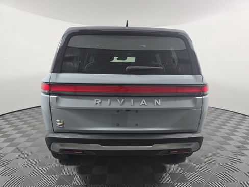Used 2024 Rivian R1S Adventure AWD/4WD image 4