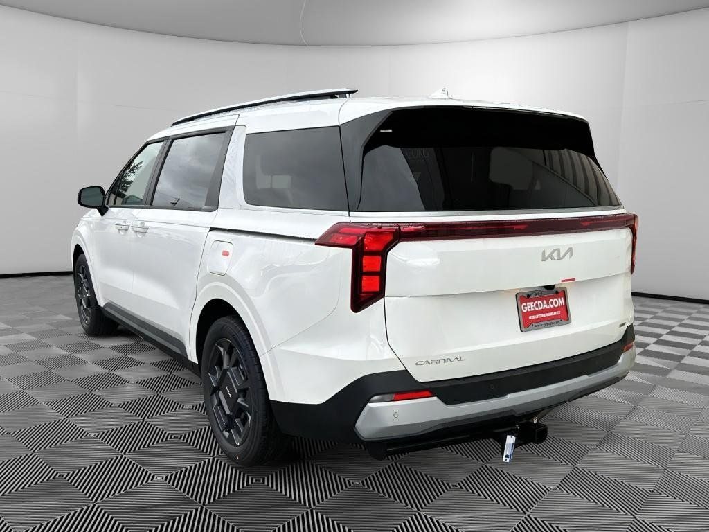 New 2026 Kia Carnival EX FWD image 6