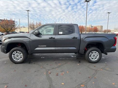 New 2026 Toyota Tundra SR5 image 2