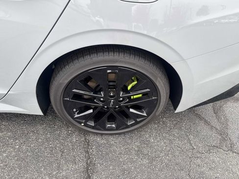 New 2026 Kia K5 GT image 5