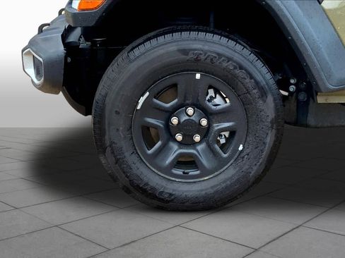 New 2026 Jeep Gladiator Sport image 11